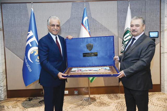 1652704268545035841.jpg 5-乌兹别克总理阿里波夫会见萨尔曼.jpg