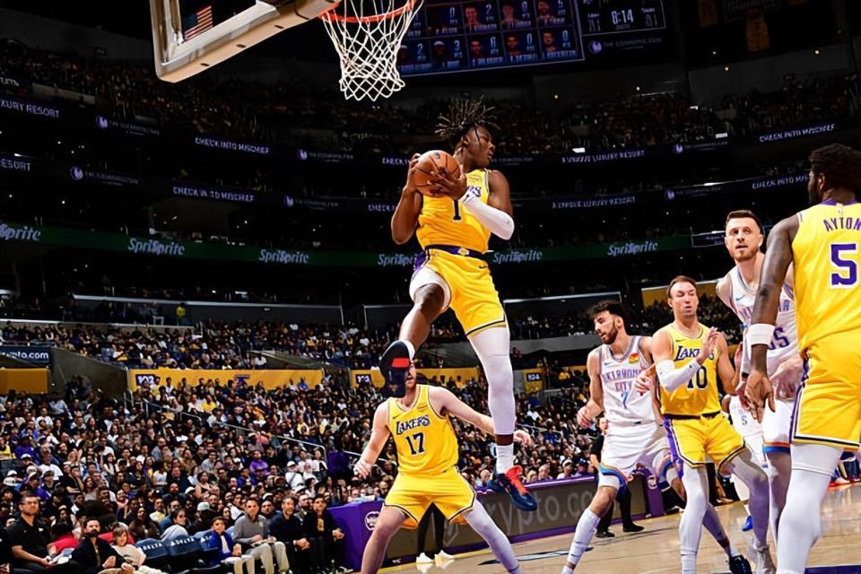 开云-个人能力相当不错！湖人侧翼新秀身上还有不小的潜力可以挖掘？